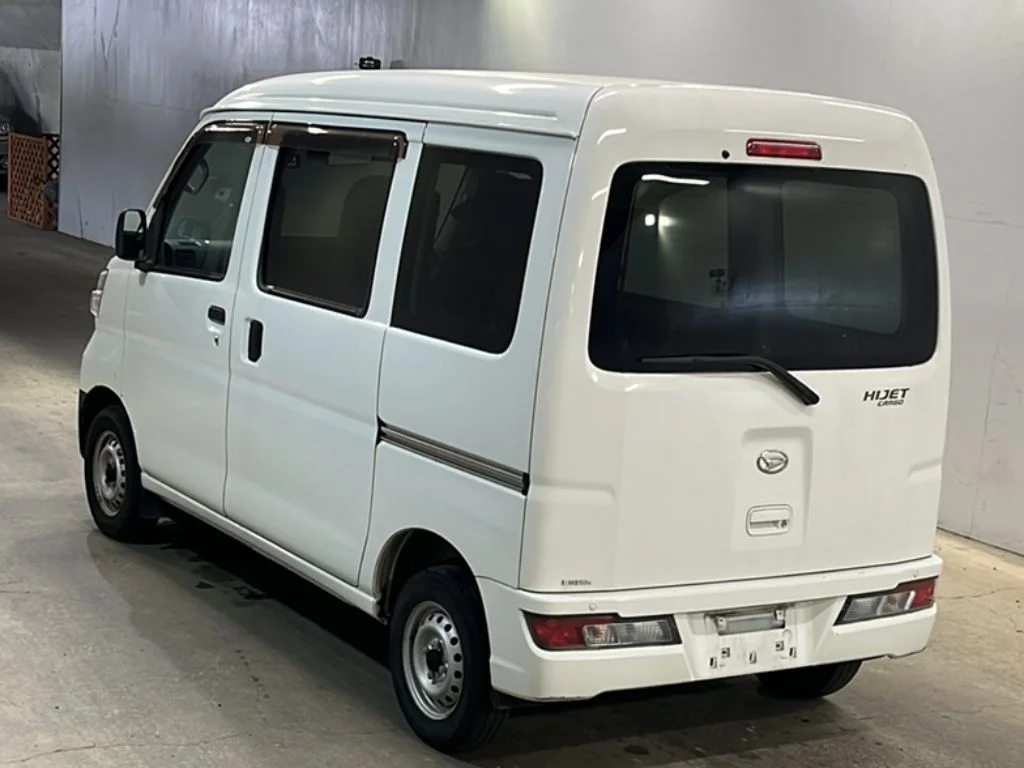 Daihatsu Hijet Cargo S331V 2020